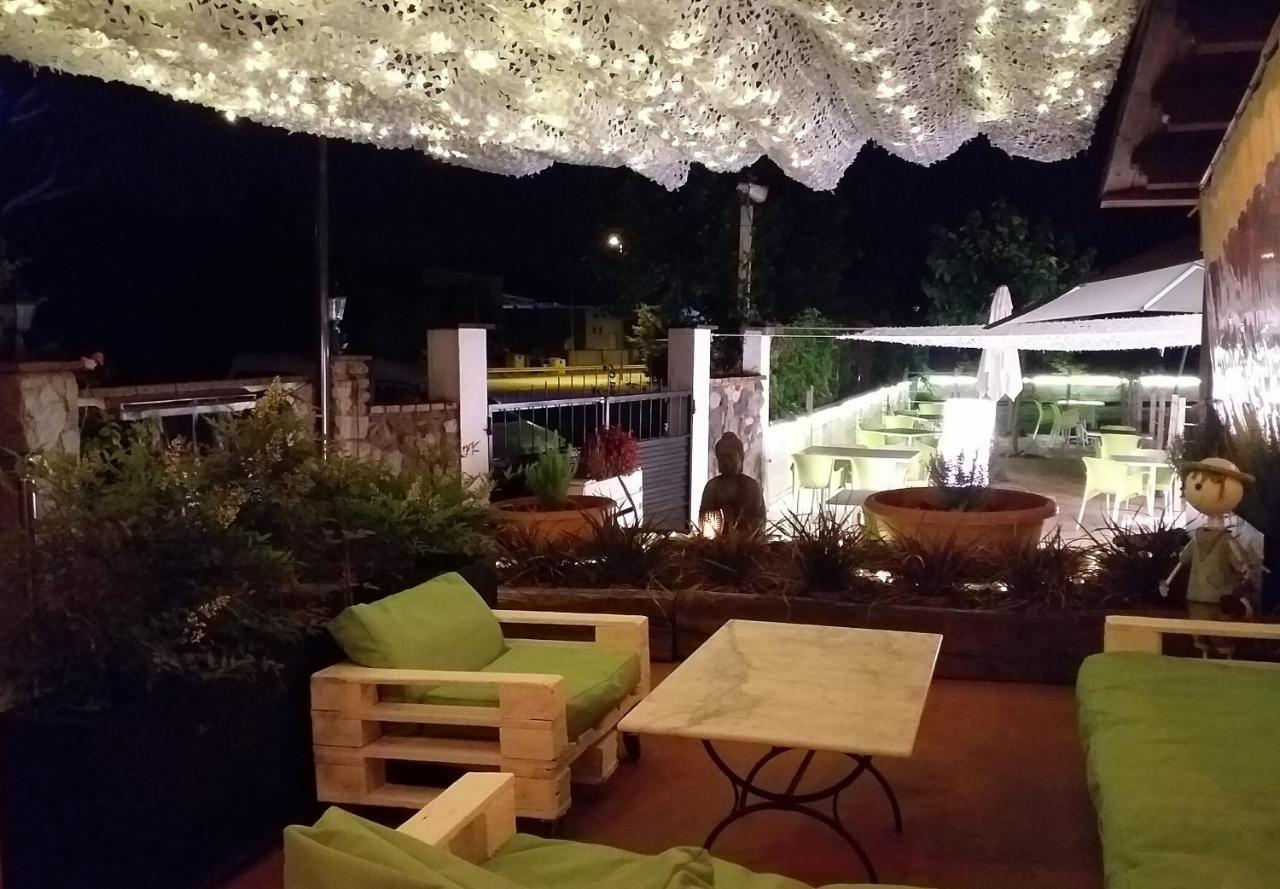 Hostal Sant Marcal Amer Bagian luar foto